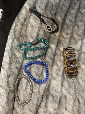 Lot of 5 bracelets